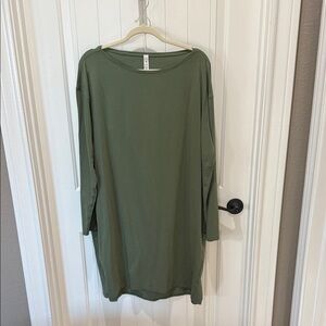 lululemon athletica Green Long Sleeve Dress
